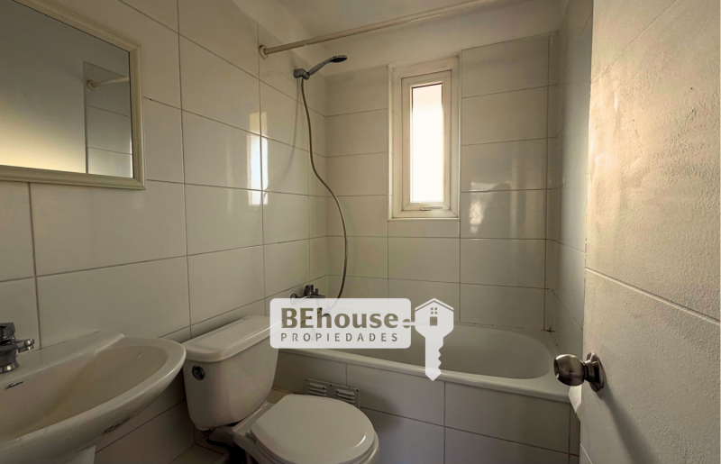 Casa en Subcondominio Laguna Norte, Valle Grande, Lampa