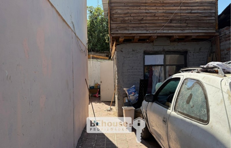 Casa de 2 Pisos+Construcción Adicional Av. Guanaco Conchalí