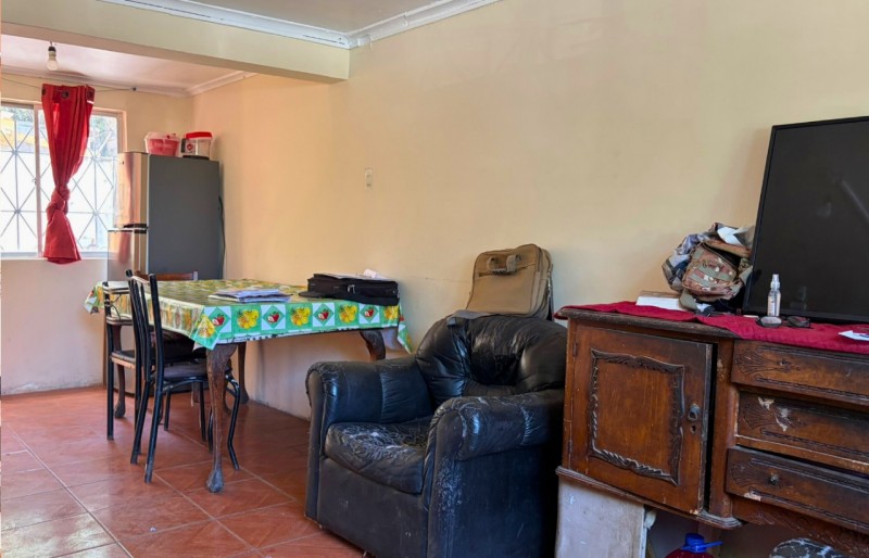 Casa de 2 Pisos+Construcción Adicional Av. Guanaco Conchalí