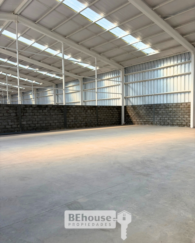 Arriendo Galpón Industrial en Batuco Conectividad Ruta 5