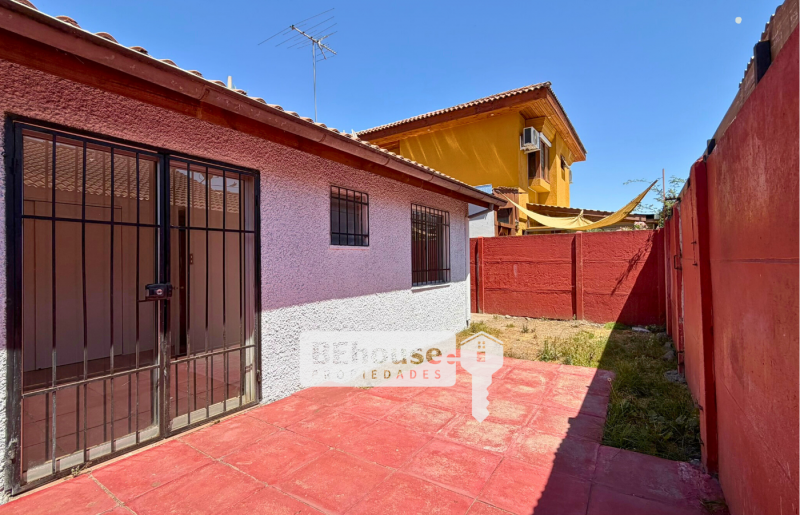 Casa en Micro Barrio Sector Valle Lo Campino, Quilicura
