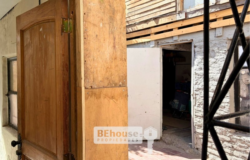 Casa de 2 Pisos+Construcción Adicional Av. Guanaco Conchalí