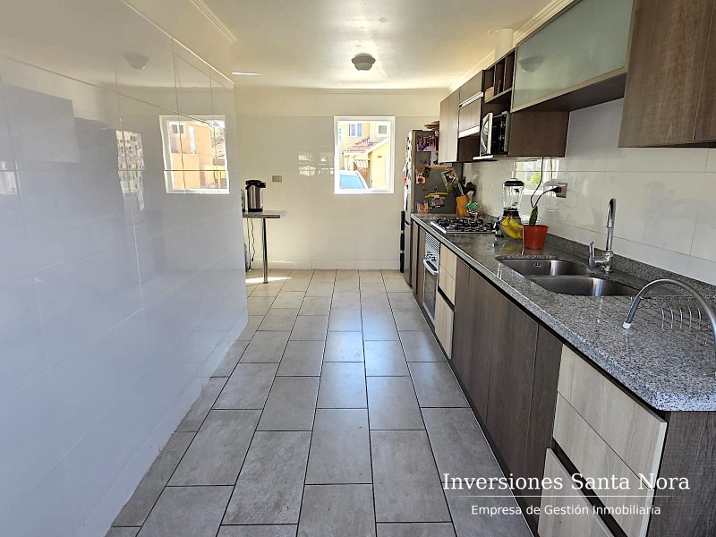 Casa en Venta Condominio Serena Oriente San Joaquín