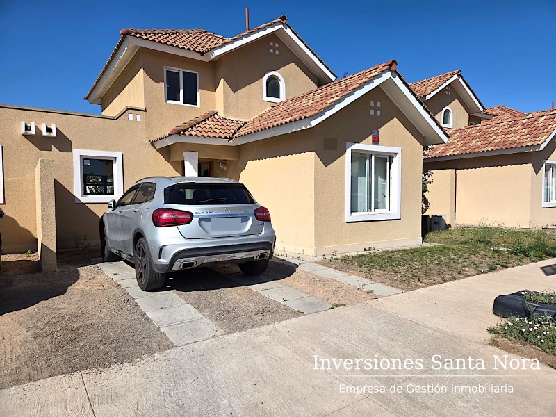 Casa en Venta Condominio Serena Oriente San Joaquín