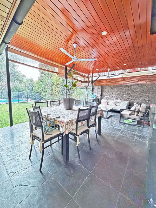 Casa Familiar 6D/4B Con Jardín y Piscina en Bilbao Oriente