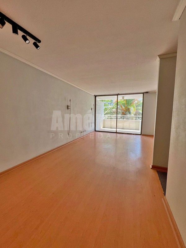 en Venta Departamento 3D2B Moderno Luminoso Providencia