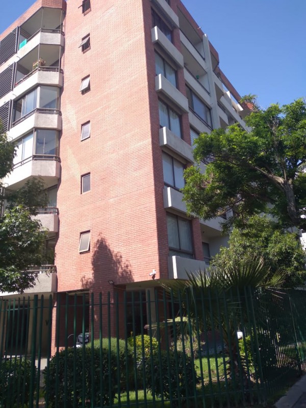 Vende Depto. Bustos los Leones 1D+1B 45 M2 Uf 4.350 Provi