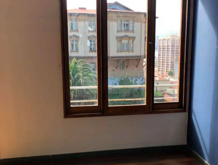 Se Arrienda Lindo Departamento Ubicado en Cerro Alegre.