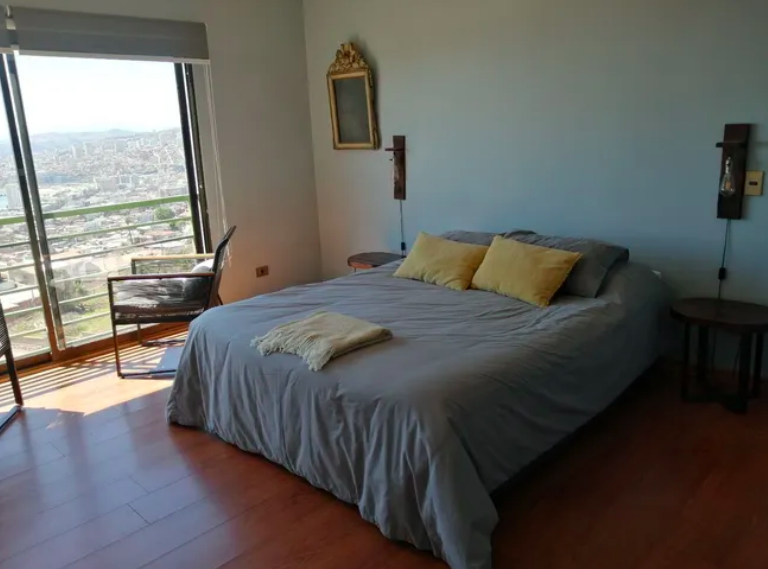 Se Arrienda Departamento Amoblado Arriba de Plaza Bismark