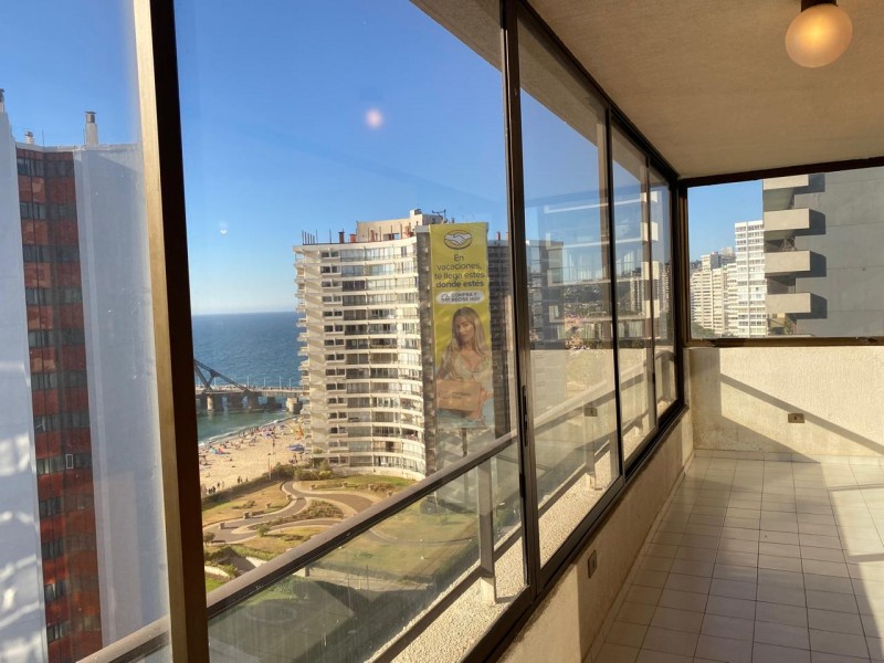 Exclusivo Departamento Con Vista Al Mar en Av. San Martín