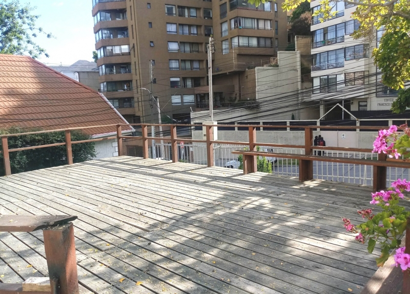 Se Vende Amplia Casona A Pasos del Centro de Viña del Mar.
