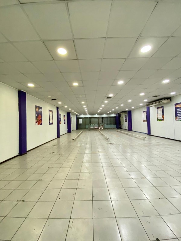 Fotografía de Local para Venta Directa Muy Bien Ubicado 100 Uf