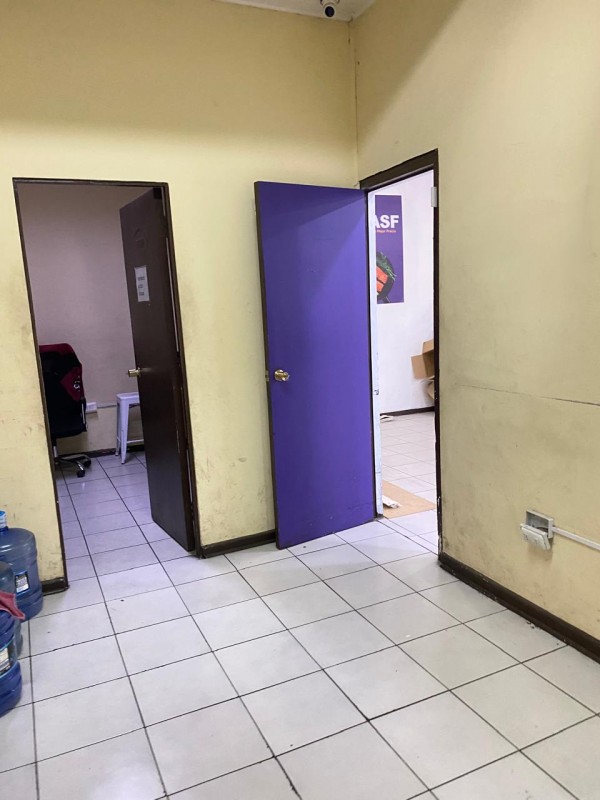 Local 270 M2 Planta Libre en Calle Arlegui 100 Uf