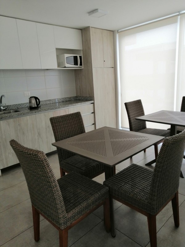 Se Arriendo Departamento en los Abedules Sin Amoblar