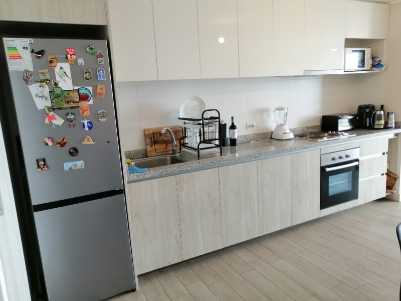 Se Arriendo Departamento en los Abedules Sin Amoblar