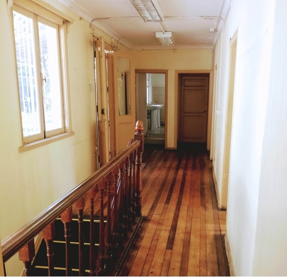 Se Vende Amplia Casona A Pasos del Centro de Viña del Mar.