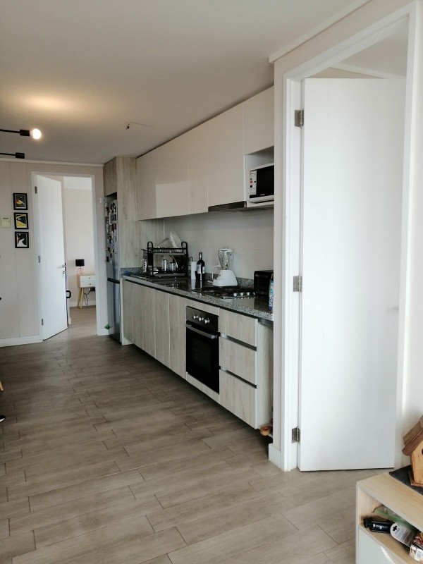 Se Arriendo Departamento en los Abedules Sin Amoblar