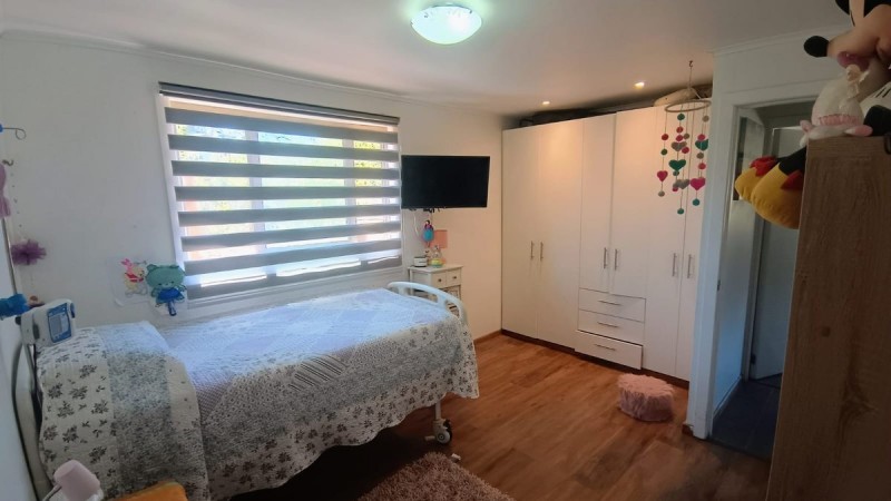 Casa de un Piso Con Hermosa Vista A la Campana.