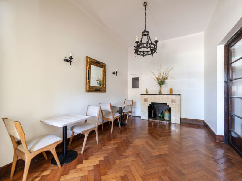 Preciosa Casona Valparaiso 1000 M2 de Jardines y Terrenos