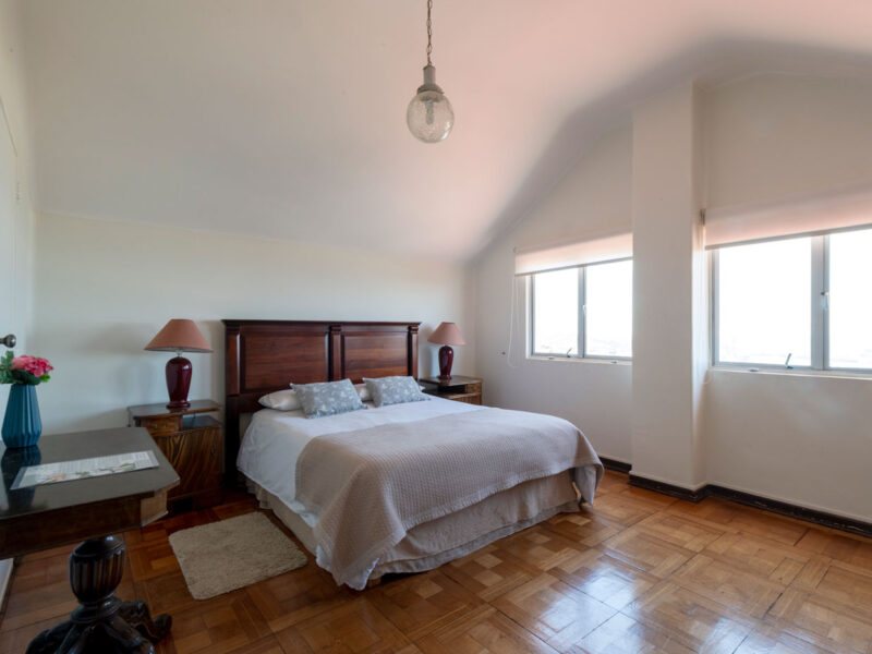 Preciosa Casona Valparaiso 1000 M2 de Jardines y Terrenos