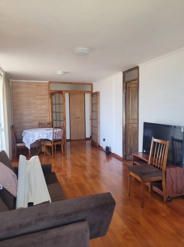 Se Vende Amplio Departamento en Sector Poniente