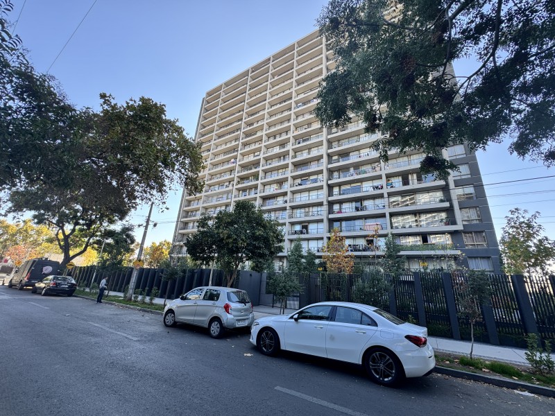Departamento en Venta de 2 Dorm. 2 Estacionamientos en Ñuñoa