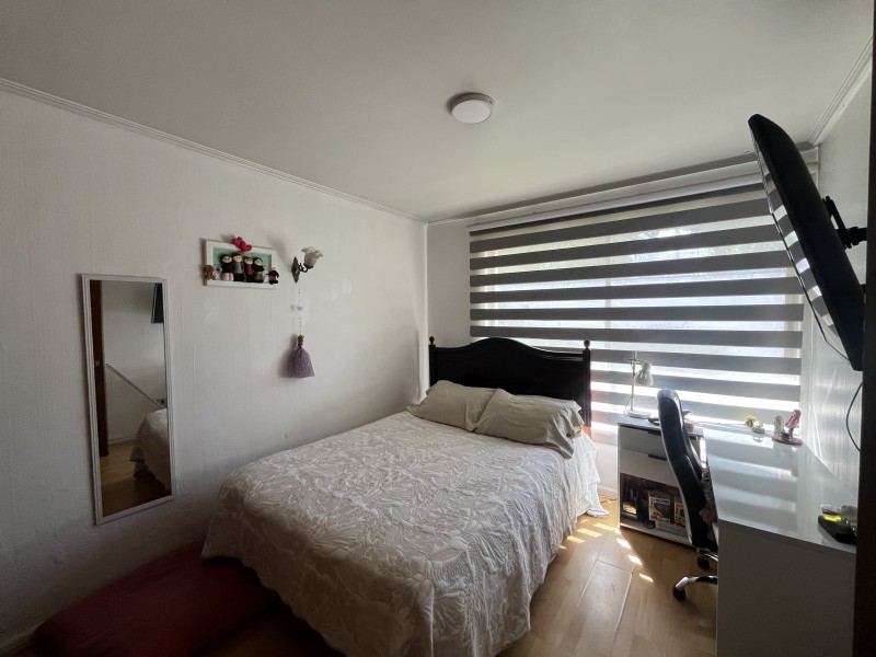 Casa en Venta de 4 Dorm. en la Reina