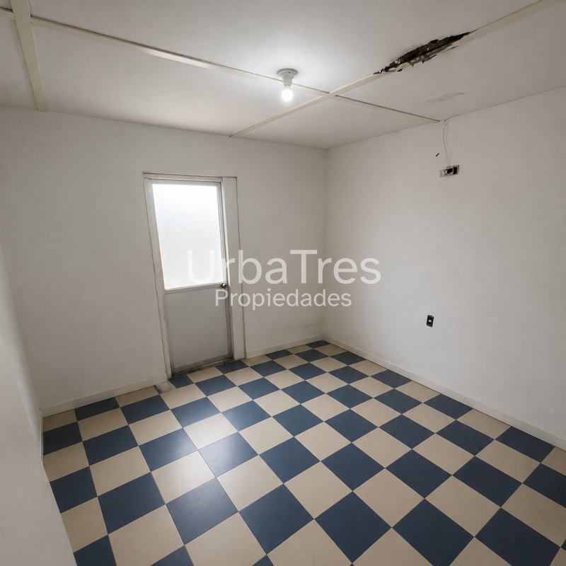 Venta Casa 6 Dormitorios 2 Baños, Avenida las Acacias, Arica