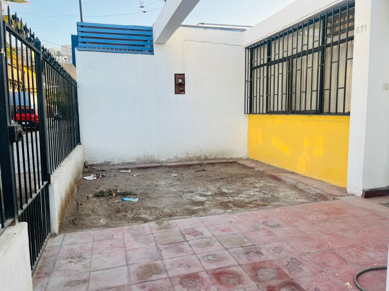 Venta Casa Gran Potencial Comercial A Pasos 18 Septiembre