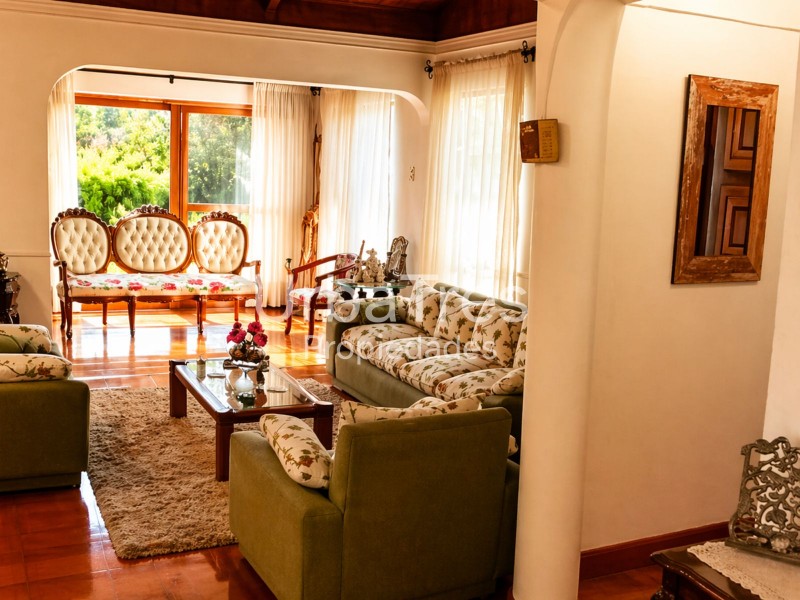 Venta Parcela Con Casa, Piscina,árboles Frutales Valle Azapa