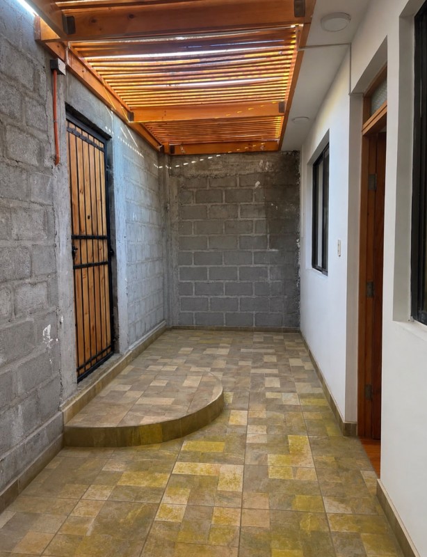 Venta Casa Solida Población Miramar, Cerro la Cruz Arica