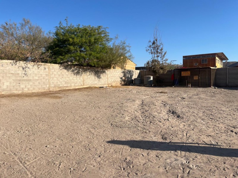 Arriendo Oficinas en Amplio Terreno Cerro Sombrero, Arica