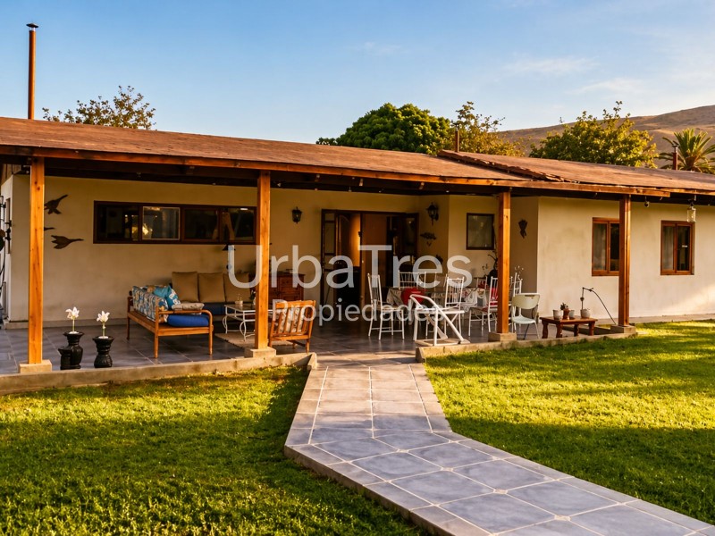 Venta Parcela Con Casa, Piscina,árboles Frutales Valle Azapa