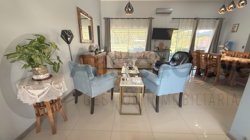 Se Vende Hermosa Casa en Condominio Alto las Rosas