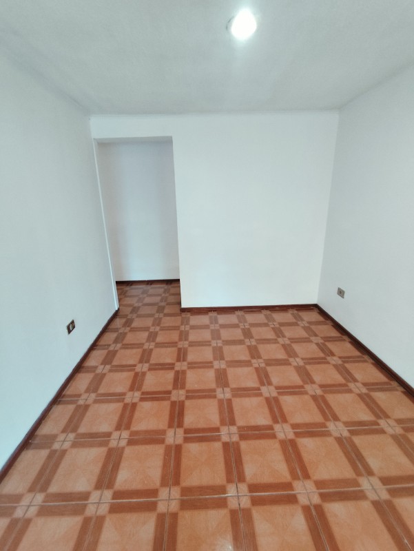 Vende Casa de 3D y 2B en Villa Pablo Neruda Linares