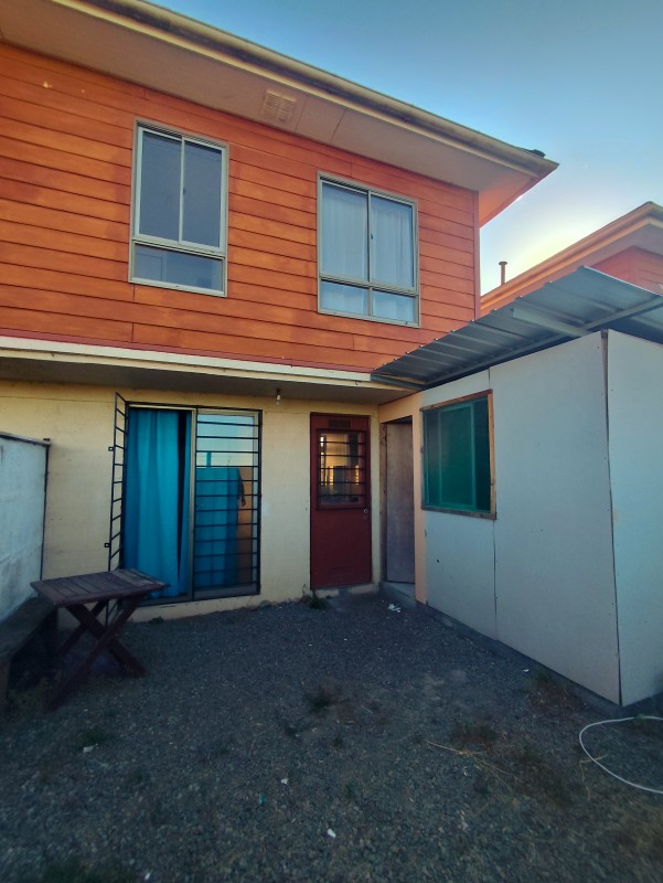 Vende Casa 3D y 1B en Villa los Cipreses Linares