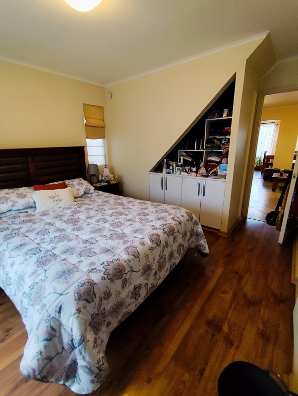 Vende Casa de 4D y 3B en Valle Alborada Linares