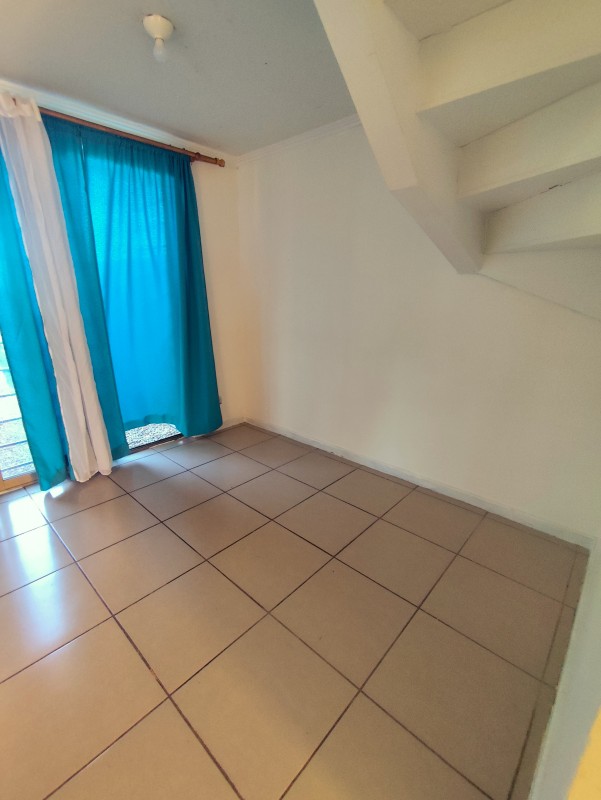 Vende Casa 3D y 1B en Villa los Cipreses Linares