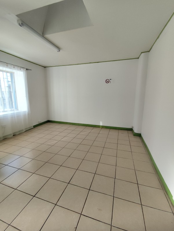 Arrienda Propiedad Comercial de 8 Oficinas en Linares