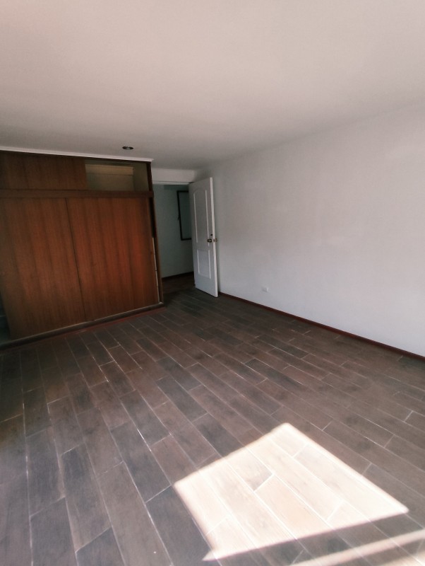Vende Casa de 3D y 2B en Villa Pablo Neruda Linares