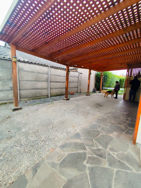 Vende Casa de 4D y 3B en Valle Alborada Linares