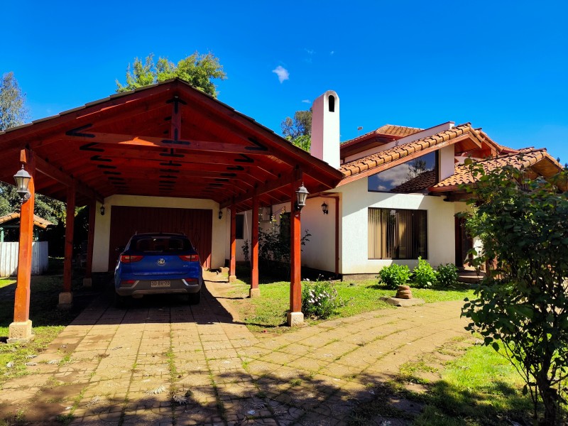 Se Vende Exclusiva Parcela Con Casa de Visitas en Talca