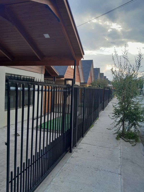 Vende Casa de 3D y 2B en Huertos de Linares