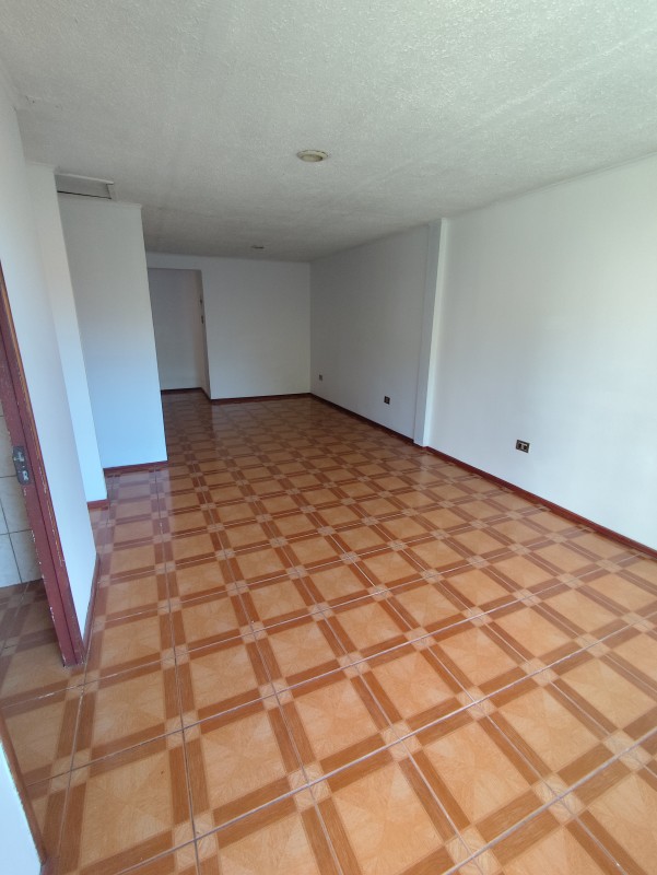 Vende Casa de 3D y 2B en Villa Pablo Neruda Linares