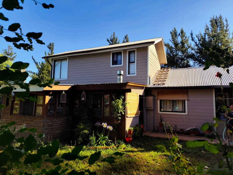 Vende Parcela Con Casa de 3D y 2B Camino A Panimavida Colbun