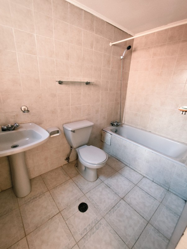 Vende Casa de 3D y 2B en Villa Pablo Neruda Linares