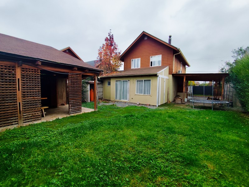 Vende Casa de 4D y 3B en Valle Alborada Linares