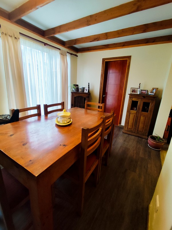Vende Casa de 4D y 3B en Valle Alborada Linares