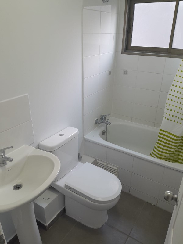 Vende Casa en Huertos de Linares 3D y 2B
