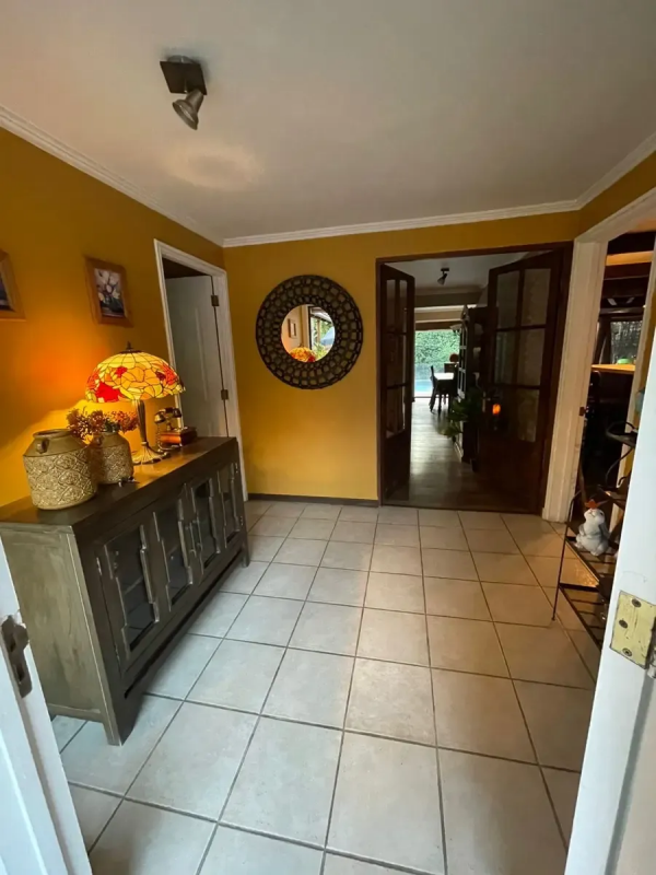 Impecable Casa en Condominio, 5D 4B, Cocina Remodelada!
